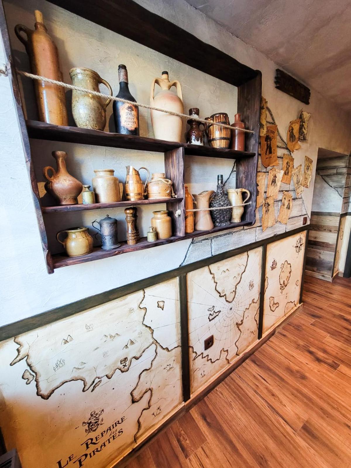 Le Repaire Des Pirates Logement Magique Sainte-Croix-en-Plaine Экстерьер фото