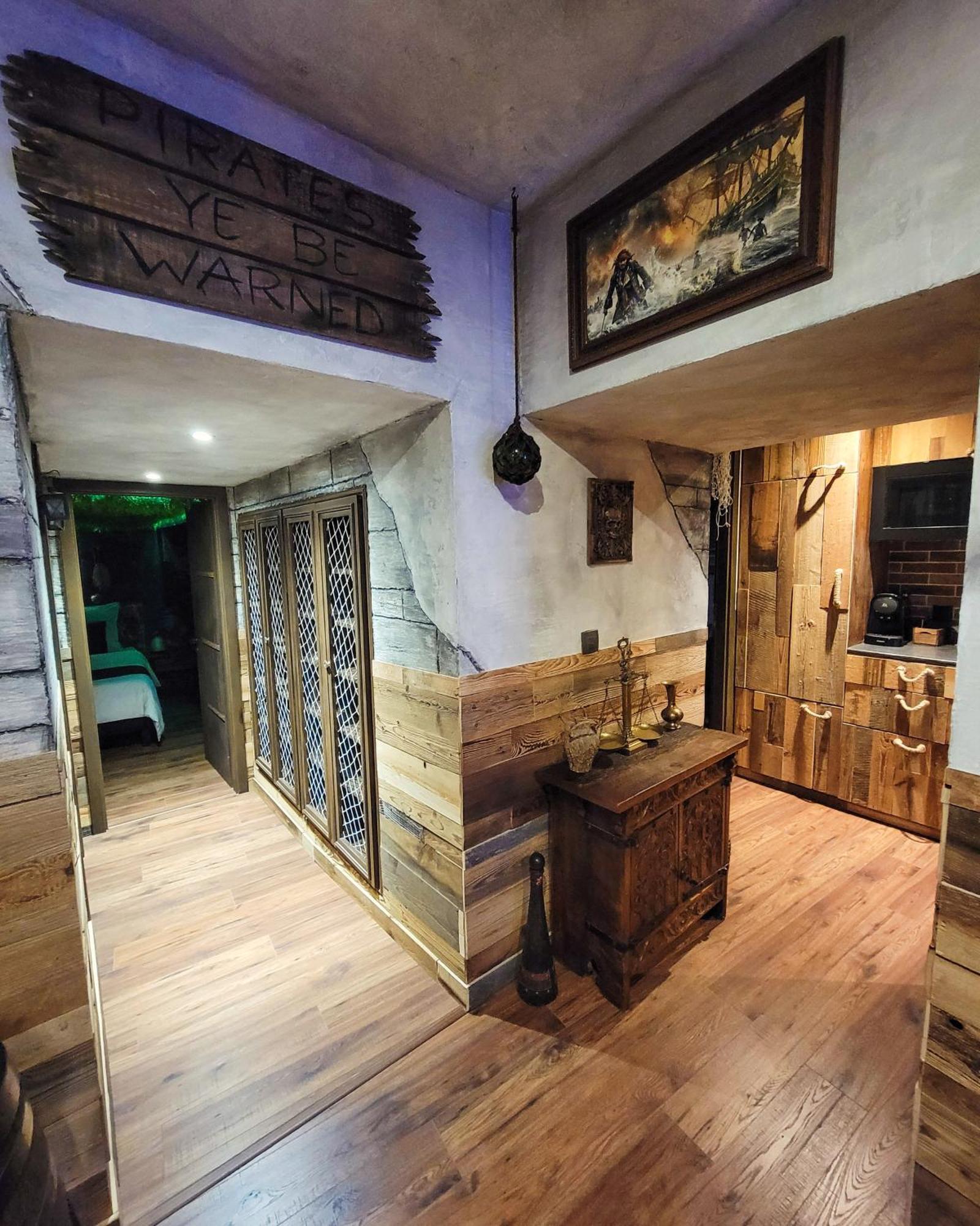 Le Repaire Des Pirates Logement Magique Sainte-Croix-en-Plaine Экстерьер фото